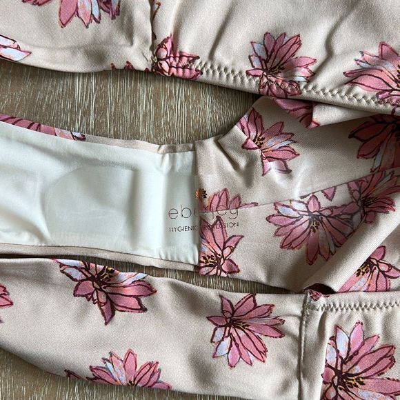 Eberjey Flying Lotus Coco Bottom in Silver Pink Safari Size L - Picture 5 of 6